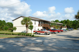 Edgewater Apartments in Edgewater, FL - Building Photo - Building Photo