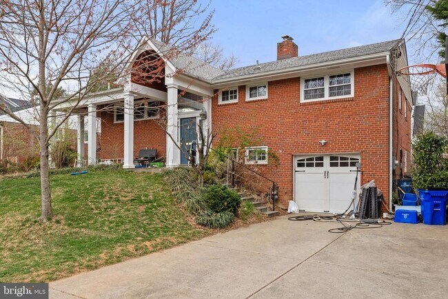 5937 Avon Dr in Bethesda, MD - Building Photo - Building Photo
