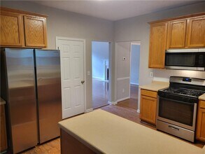 310 Hulan Way in Lawrenceville, GA - Building Photo - Building Photo