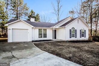 10416 Larrack Ct in Jonesboro, GA - Building Photo - Building Photo