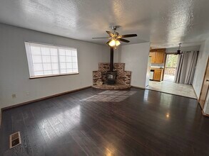 6160 Sly Park Rd in Placerville, CA - Building Photo - Building Photo