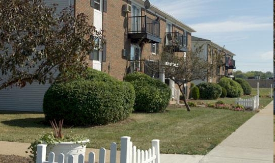 Woodgate Village Apartments in Brunswick, OH - Building Photo - Building Photo