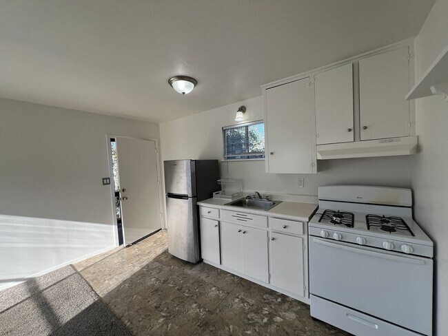 1290 Scott St-Unit -#3 in Morro Bay, CA - Building Photo - Building Photo