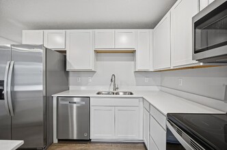 6393 Bellmouth Rd in Galloway, OH - Building Photo - Building Photo