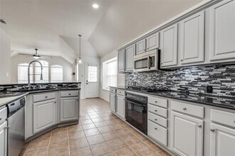 6717 Candlecreek Ln in Plano, TX - Building Photo - Building Photo