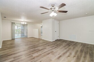 6255 Maplewood Dr in New Port Richey, FL - Building Photo - Building Photo