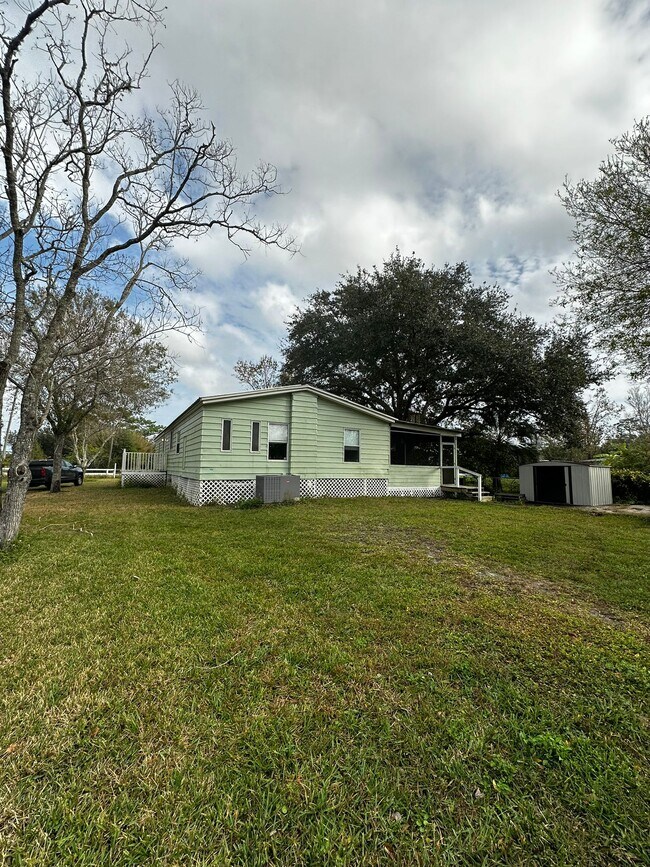 3800 Packard Ave in St. Cloud, FL - Building Photo - Building Photo