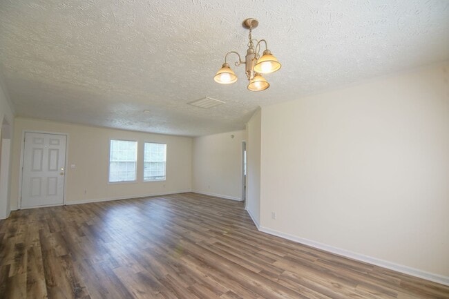 1018 Dooley Dr in Charlotte, NC - Building Photo - Building Photo