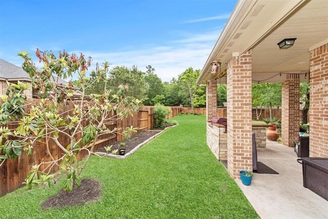 8323 Floating Heart Ct