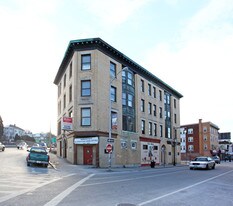 16 Kelley Sq Apartments