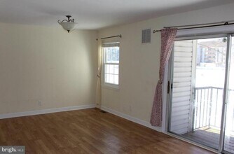 10408 Parthenon Ct in Bethesda, MD - Building Photo - Building Photo