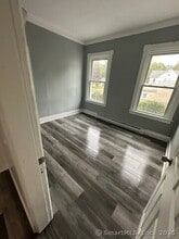 50 Hunters Ave in Norwich, CT - Building Photo - Building Photo