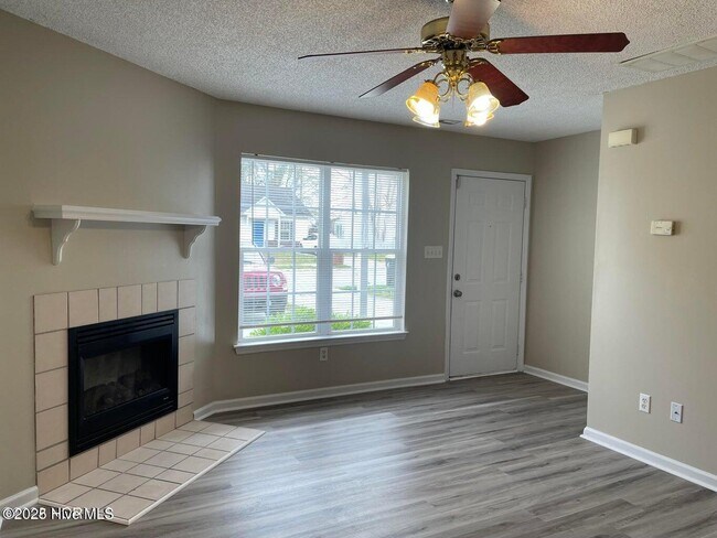 117 Mesa Ln in Jacksonville, NC - Building Photo - Building Photo