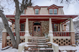 535 Canon Ave in Manitou Springs, CO - Building Photo - Building Photo