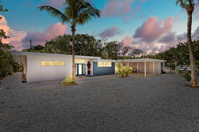 property at 1165 Morningside Pl