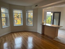 1131 Commonwealth Ave in Boston, MA - Building Photo