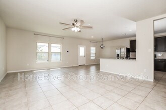 7418 Anchors Peak in San Antonio, TX - Building Photo - Building Photo
