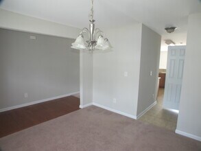 11307 Breezehill Ln in Charlotte, NC - Building Photo - Building Photo