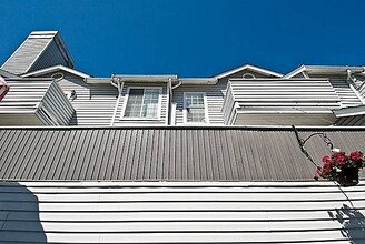 10545 Greenwood Ave N in Seattle, WA - Building Photo - Building Photo
