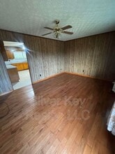 397 Co Rd 189 in Decatur, TN - Building Photo - Building Photo