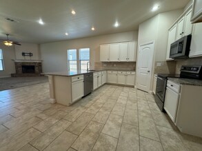 10120 Valencia Ave in Lubbock, TX - Building Photo - Building Photo