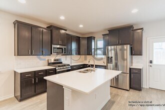 7603 Elk Grove Path in Manor, TX - Building Photo - Building Photo