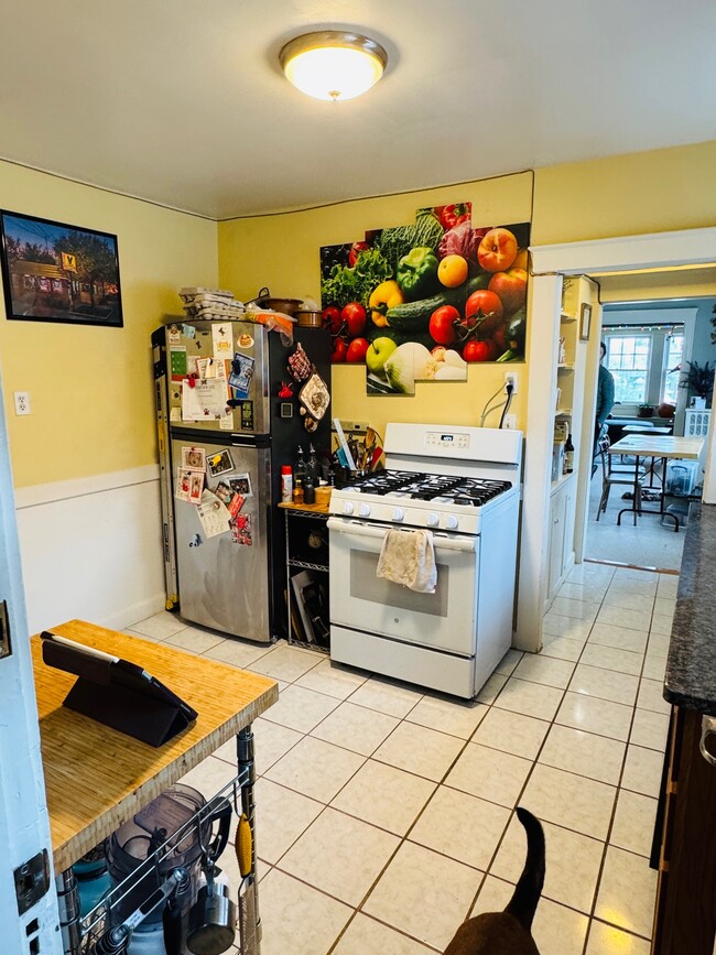 106 Bennett St, Unit 2