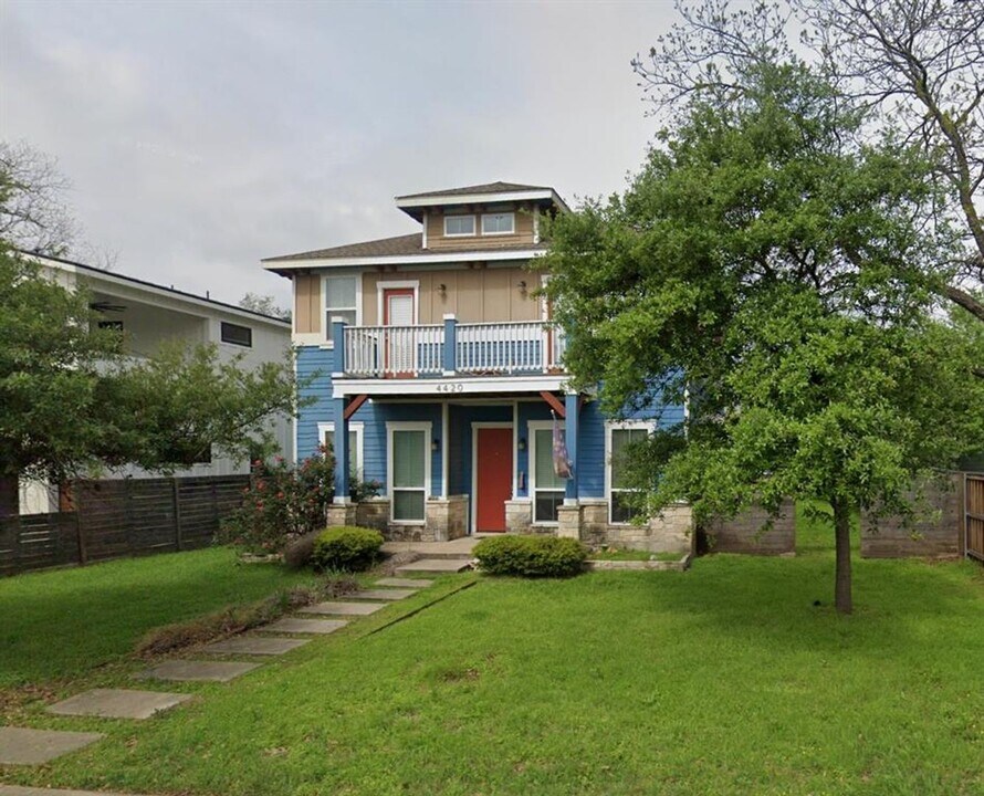 4420 Red River St in Austin, TX - Building Photo