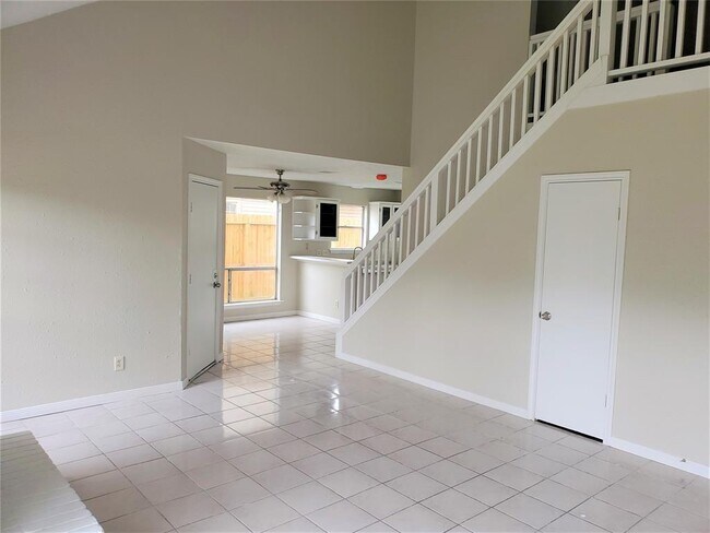 936 Holbech Ln in Channelview, TX - Building Photo - Building Photo