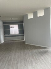 575 SE 29th Dr in Homestead, FL - Building Photo - Building Photo