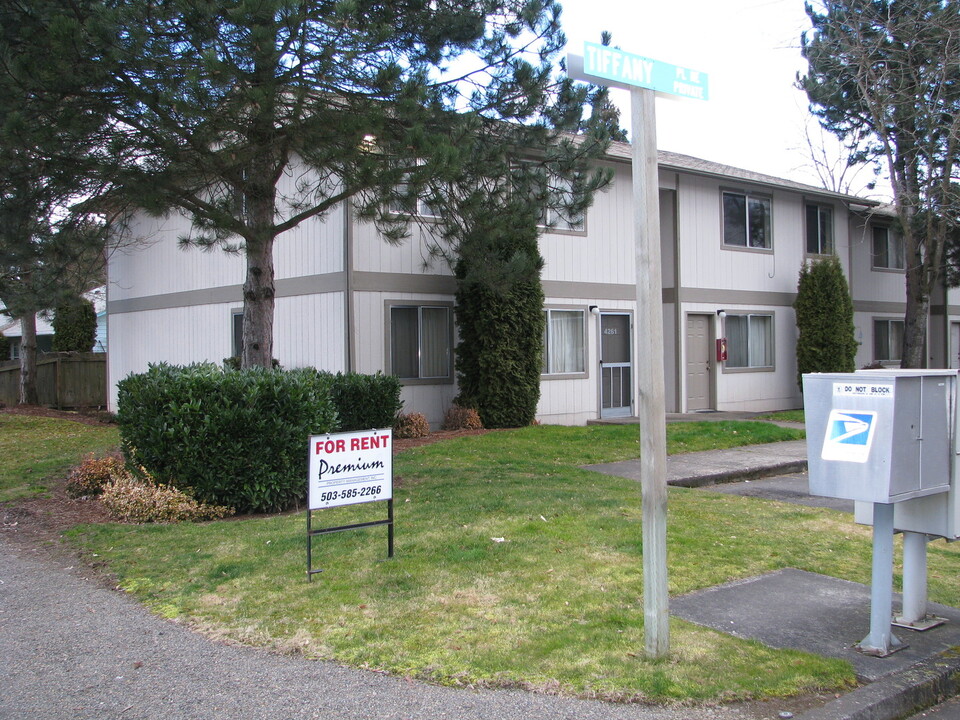 4263 Tiffany Pl NE in Keizer, OR - Building Photo