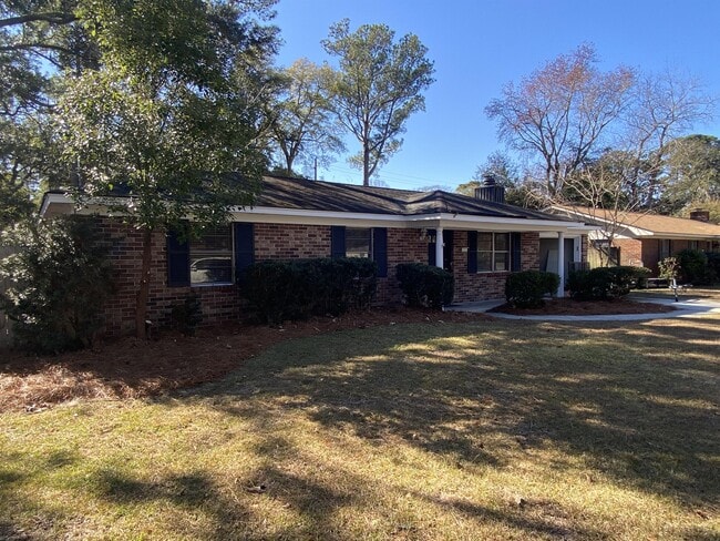 23 Port Royal Dr in Savannah, GA - Building Photo - Building Photo