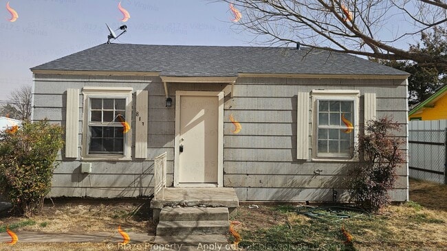 property at 817 S Virginia St