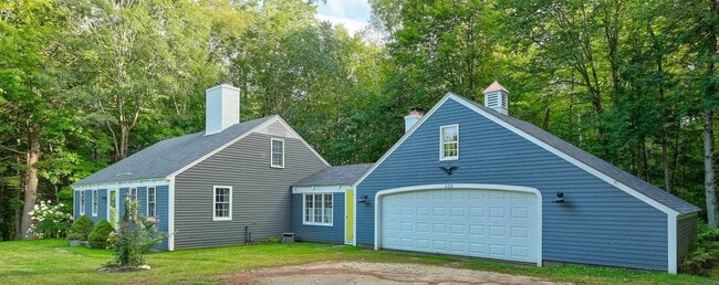 510 Hurricane Mountain Rd in Conway, NH - Building Photo - Building Photo