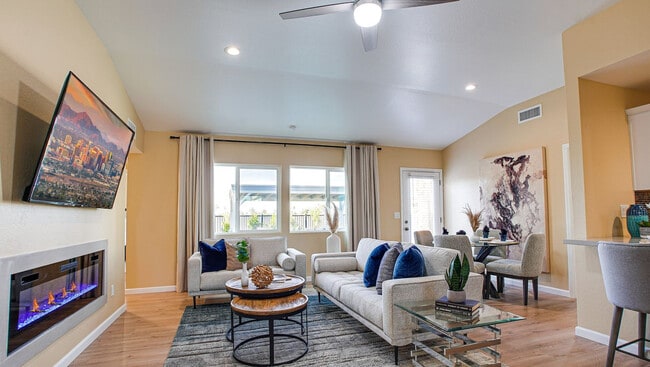 10518 W Heatherbrae Dr