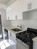 1615 Jefferson Ave in Miami Beach, FL - Building Photo