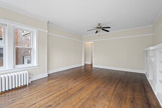 2712 W Winnemac Ave in Chicago, IL - Building Photo - Building Photo