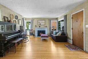 4416 NE Prescott St in Portland, OR - Building Photo