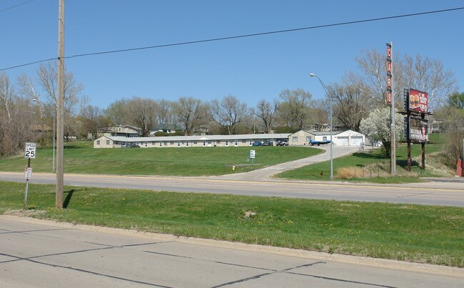 Fort Crook Residence in Bellevue, NE - Building Photo - Building Photo