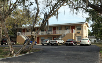 2739 Nassau St Apartments