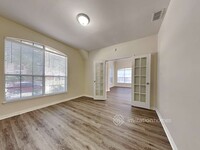 2219 Briary Trace Ct in Lewisville, TX - Foto de edificio - Building Photo