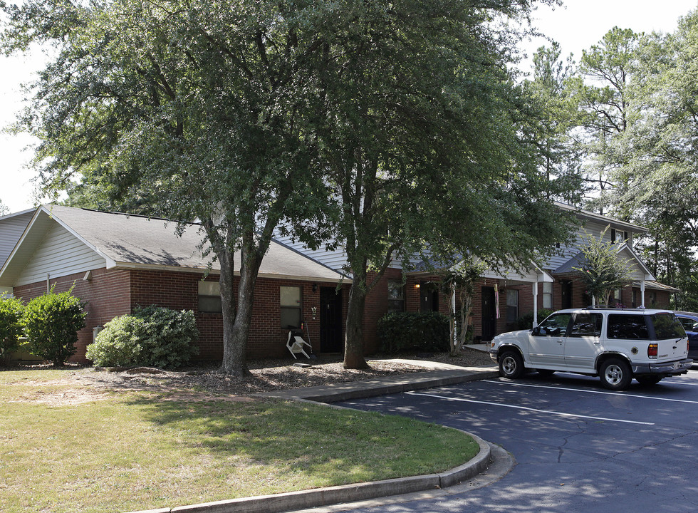 Tranquil Villas Apartments in Newnan, GA - Foto de edificio