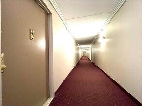 35 Park Ave in Suffern, NY - Building Photo - Building Photo