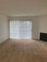 400 in Los Angeles, CA - Building Photo - Building Photo
