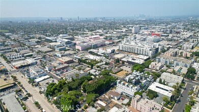 6513 Lexington Ave in Los Angeles, CA - Building Photo - Building Photo