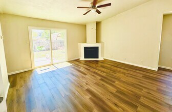 6014 Hidden Sunrise Dr in San Antonio, TX - Building Photo - Building Photo