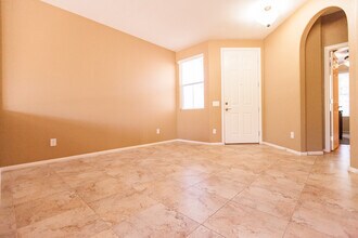 981 Trinity Pond Cir in Henderson, NV - Building Photo - Building Photo