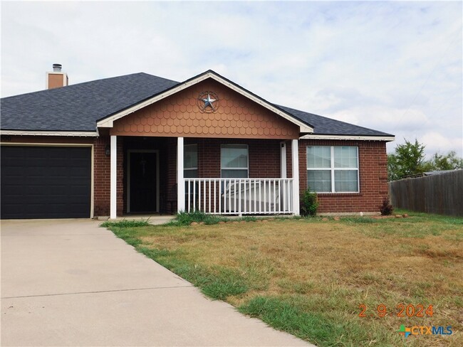 2000 N Madison Ct in Belton, TX - Building Photo - Building Photo
