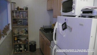 881 Huntington Ave, Unit 1 in Boston, MA - Building Photo
