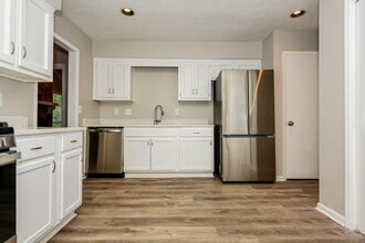 8983 Habersham Dr in Jonesboro, GA - Building Photo - Building Photo